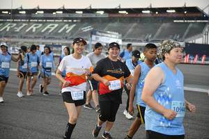 BIB: 525, 52261
                            <button type="button" onclick="openModal(10466695)" class="btn btn-primary btn-sm float-right btn-popup" data-toggle="modal" data-target=".modal-high-quality">
                        <i class="fas fa-shopping-cart"></i> Add to Cart
                    </button>
                                            <button type="button" onclick="isThisMe(10466695, true)" class="btn btn-success btn-sm float-right btn-popup btn-isme hidden" data-toggle="tooltip" data-placement="bottom" title="นี่คือรูปของคุณใช่ไหม คลิกที่นี่เพื่อเอาเข้าอัลบั้ม">
                        <i class="fas fa-plus"></i> Add to album
                    </button>
                    <button type="button" onclick="isThisMe(10466695, false)" class="btn btn-warning btn-sm float-right btn-popup btn-isnotme hidden">
                        <i class="fas fa-ban"></i> Remove from album
                    </button>